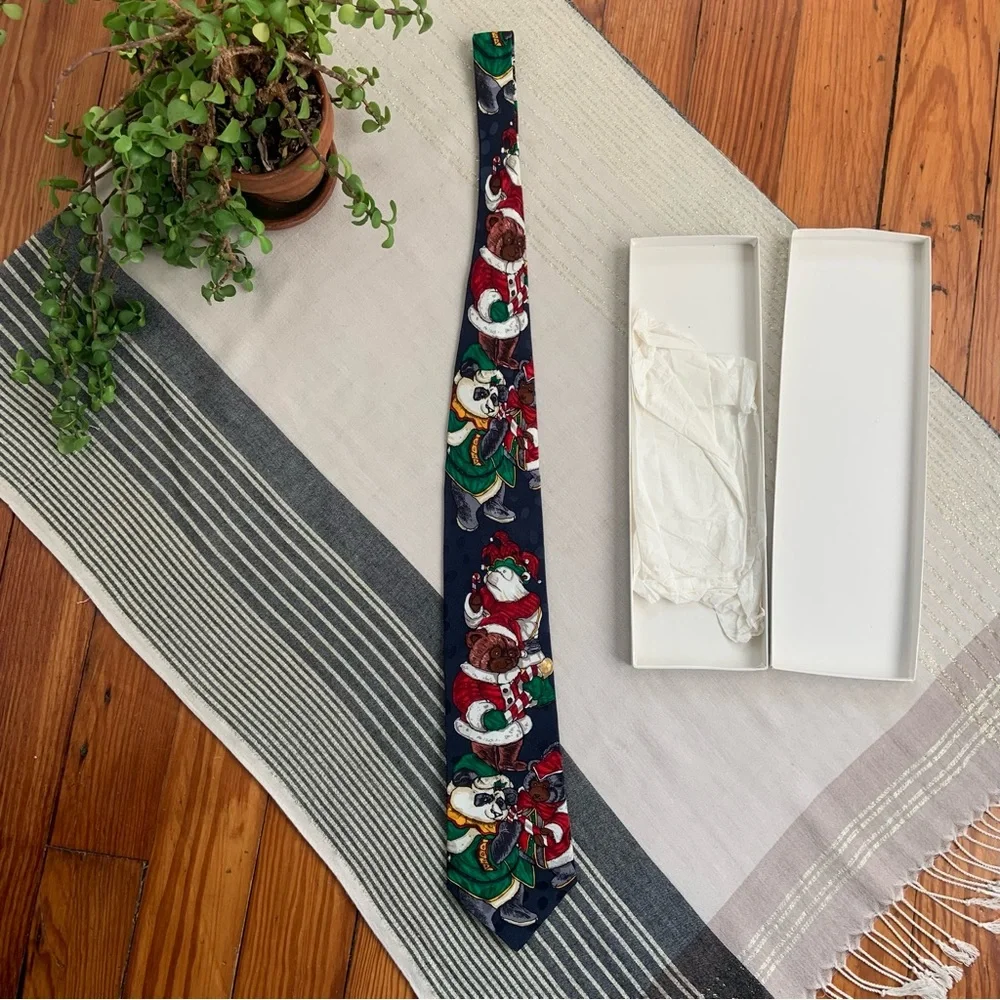 Vintage 90’s Addiction Christmas Bears Silk Tie